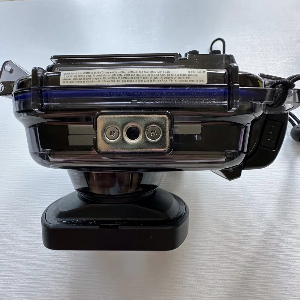 Sony Cyber-shot Marine Pack black underwater camera housing w/ accessories‎